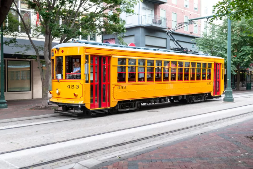 Memphis Yellow Line
